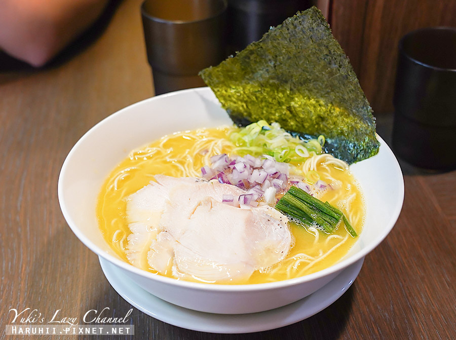 [食記] 新莊 麵屋駟：輔大人氣雞白湯拉麵
