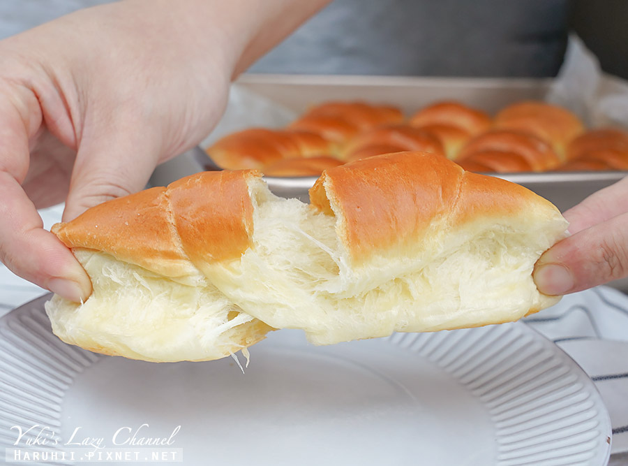 [食譜] 手撕奶油餐包：拉絲奶香包超好吃