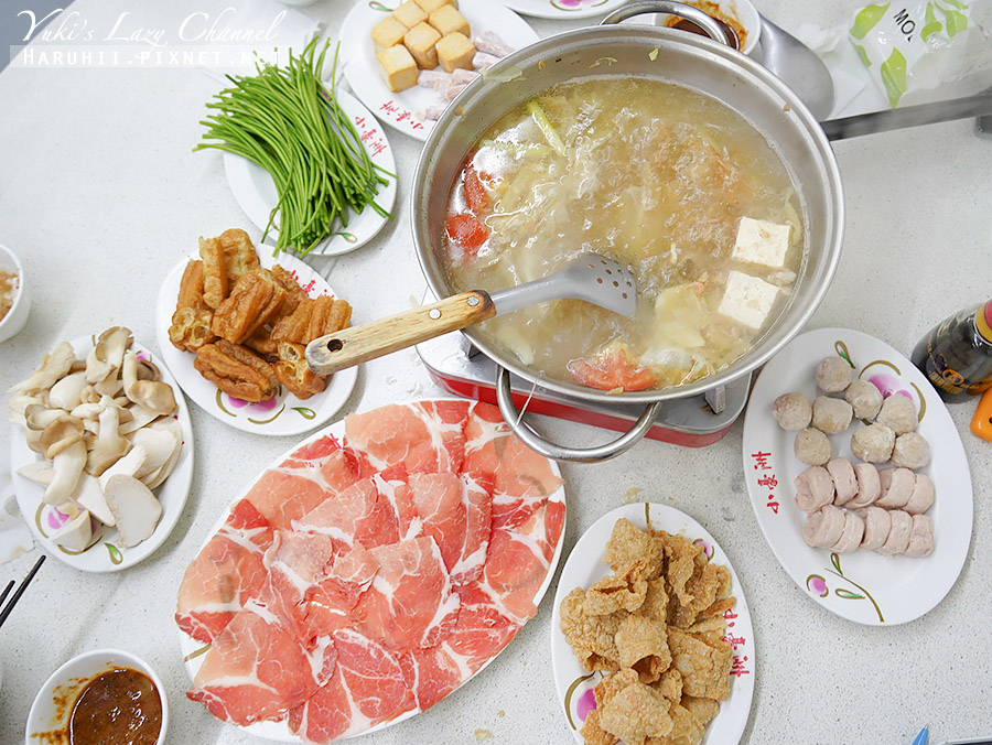 [食記] 台南 小豪洲沙茶爐：人氣平價汕頭火鍋