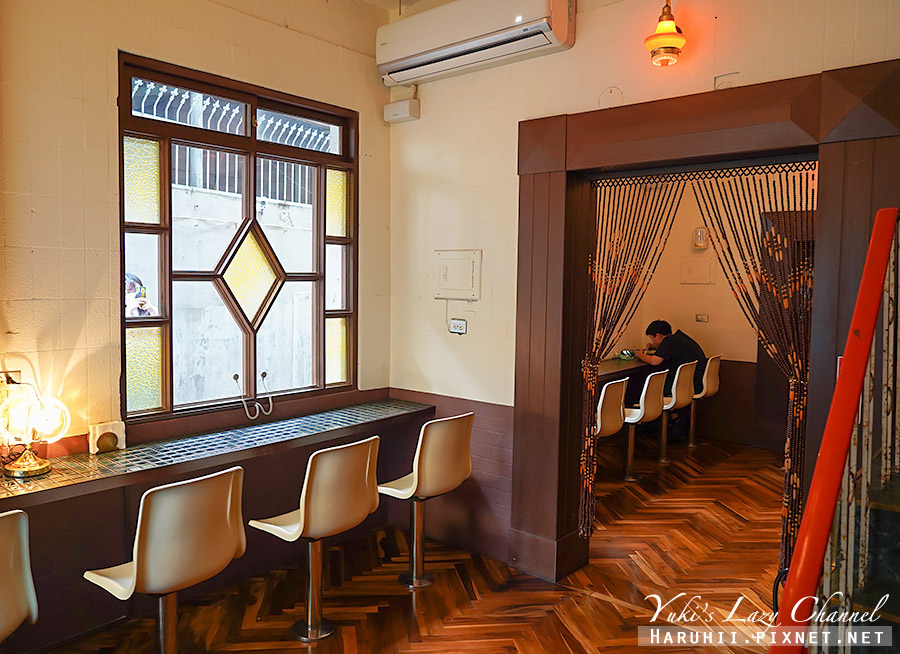 [食記] 高雄 萬吧One Bar：彷彿穿越到昭和時期