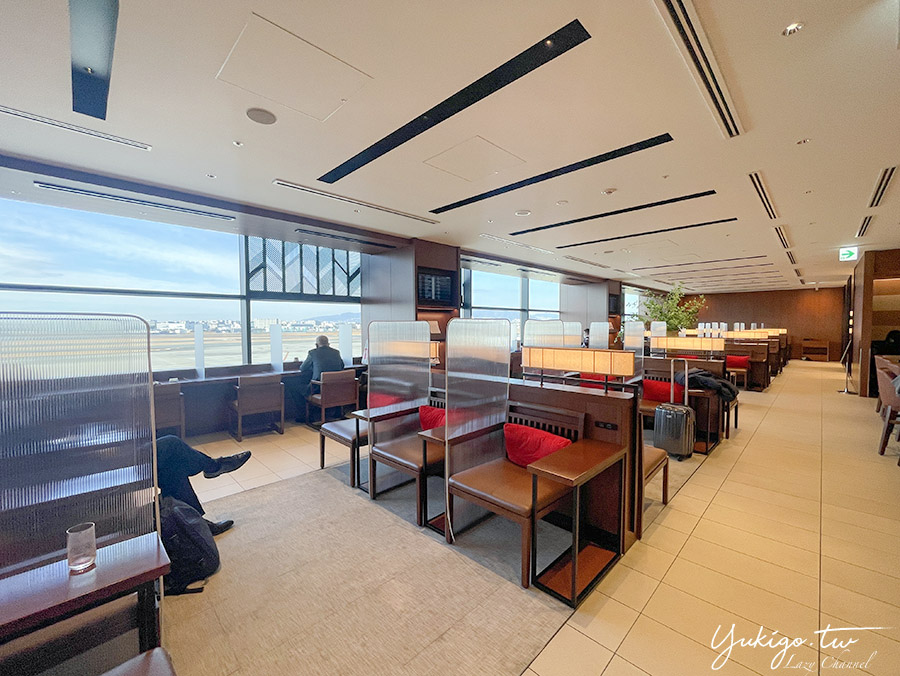 [分享] 大阪伊丹機場 日航貴賓室Sakura lounge