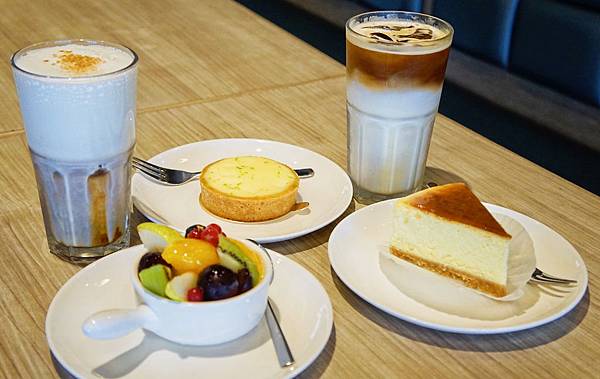 cake11.jpg cake11.jpg