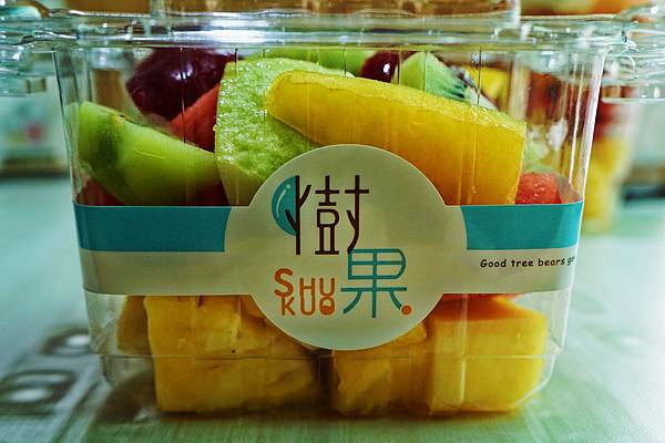 tree09.jpg tree09.jpg