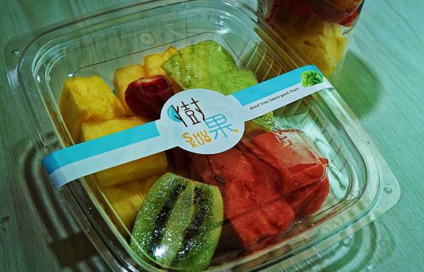 tree08.jpg tree08.jpg