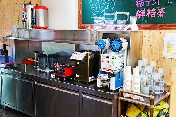 tree13.jpg tree13.jpg