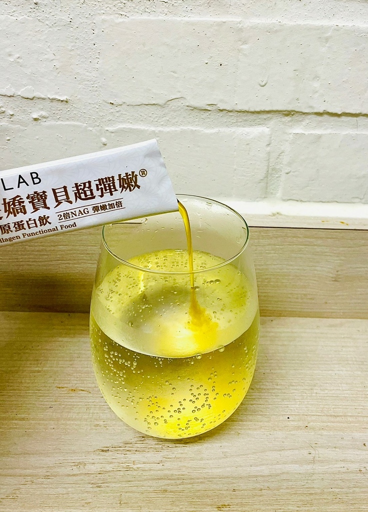 TKLAB雙嬌寶貝超彈嫩(TK嬌嬌飲)_加入氣泡飲中飲用   (4).jpg