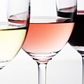 JW023_350A_Close_up_white_wine_rose_wine_red_wine.jpg