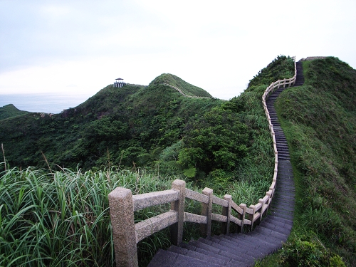 059鼻頭地質公園-陵線步道.jpg