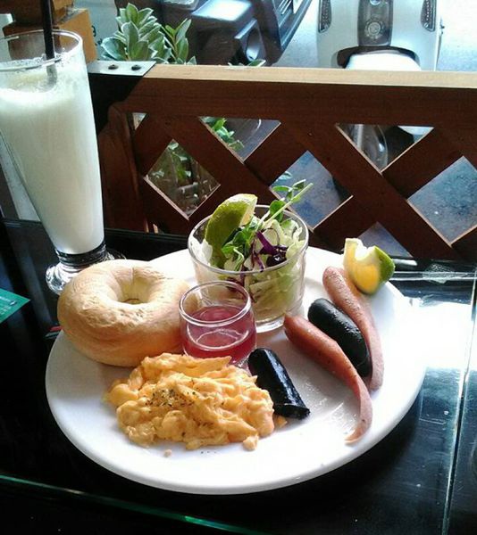 1446087345-2191705473_n 1446087345-2191705473_n