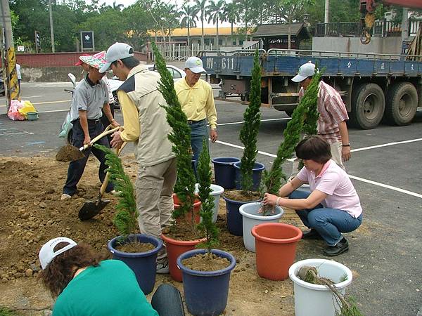 植樹活動0005_調整大小