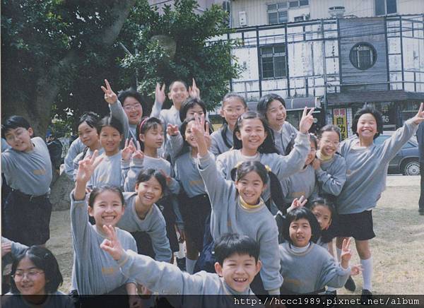 88.02.28_菊花與愛－新竹和平紀念日紀念會_水公園廣場(1).jpg