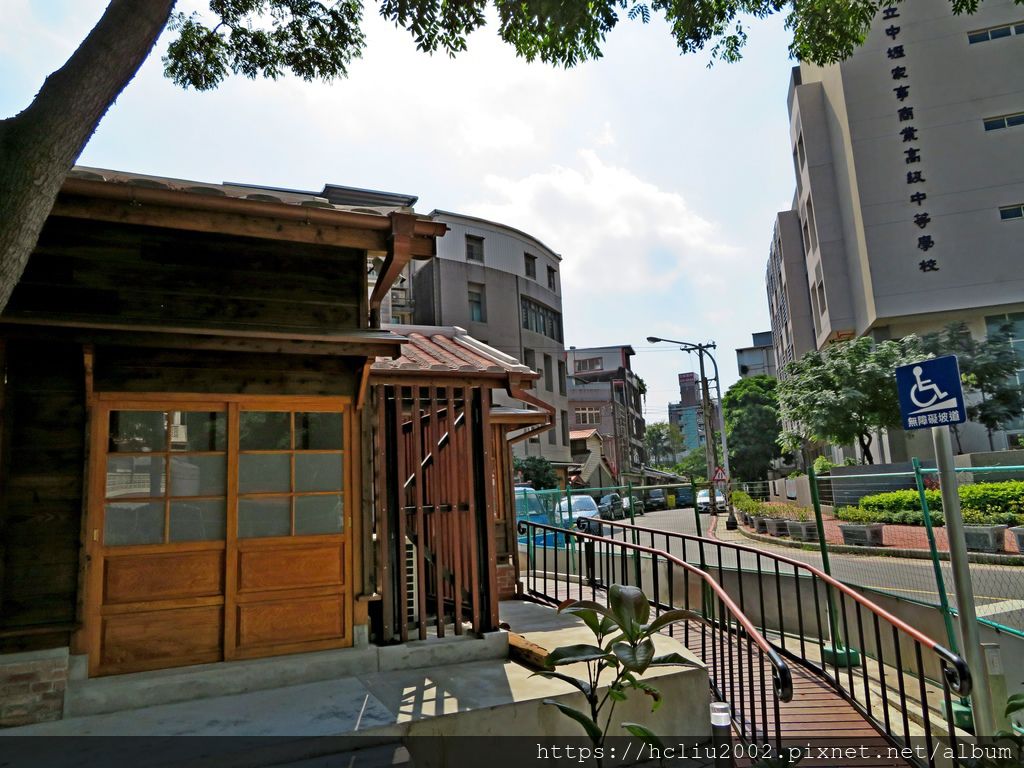 IMG_0036A.JPG IMG_0036A.JPG