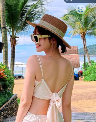 泱泱越南曬細肩辣照轉身「解放大片裸背」! 網暈:這麼辣可以嗎