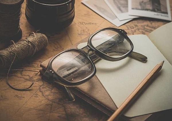 眼鏡髒了用洗碗精很NG？專家曝3招安全清潔法：少這一步恐縮短