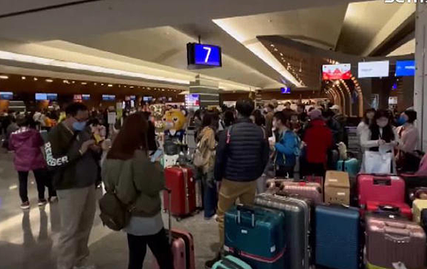 旅遊回家別只洗衣服!「這6隨身物品」最易成細菌溫床 專家曝清 旅遊回家別只洗衣服!「這6隨身物品」最易成細菌溫床 專家曝清