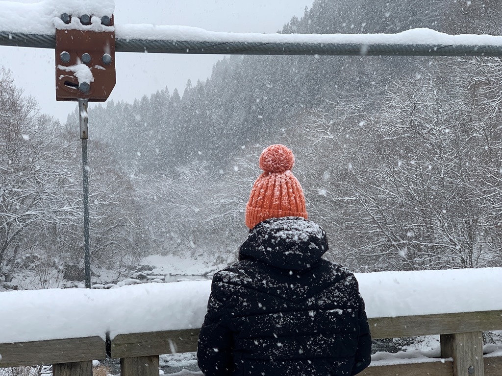 奧入瀨溪吊橋雪景