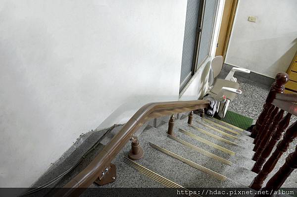 台中樓梯升降椅安裝_泓電樓梯升降椅01 台中樓梯升降椅安裝_泓電樓梯升降椅01