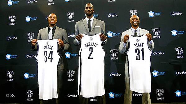 Paul-Pierce-Kevin-Garnett-and-Jason-Terry.jpg