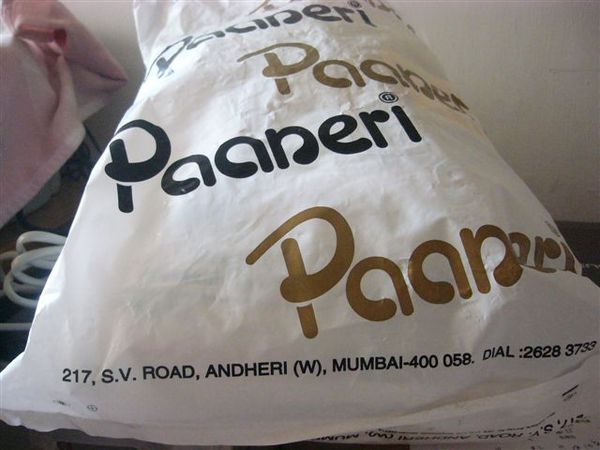 Paaneri圍巾店袋子