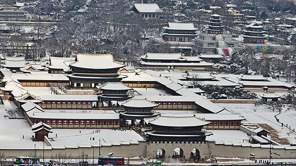 gyeongbok-palace-3526850_1280.jpg