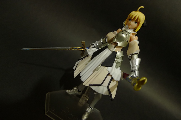 saber-pose4