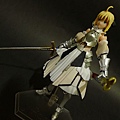 saber-pose4