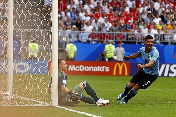 2018年世界盃小組賽第三輪烏拉圭3:0俄羅斯：烏拉圭王牌蘇亞雷斯（Luis Suarez）。