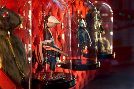 Louis_Vuitton_Sydney_Maison_Store_Windows_09.jpeg