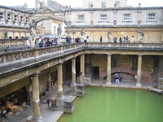 the-roman-baths-in-bath.jpg
