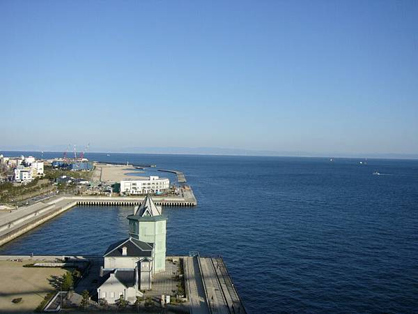 明石大橋上遠眺海面