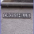 我們住的路叫Crosshill 因為那條路是開在小山丘之間