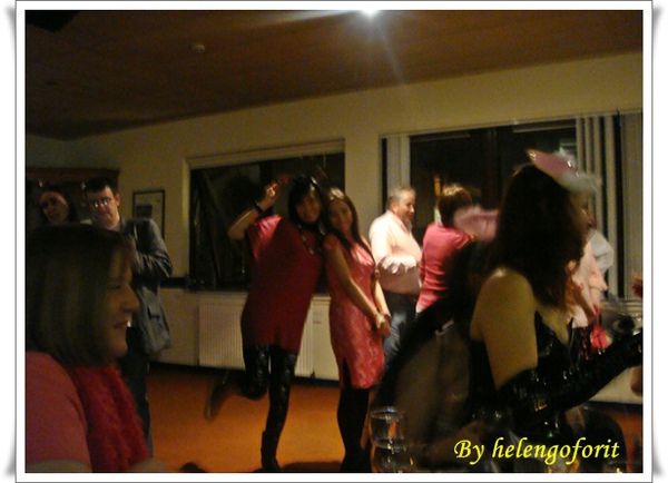 2009  Pink halloween 4.jpg