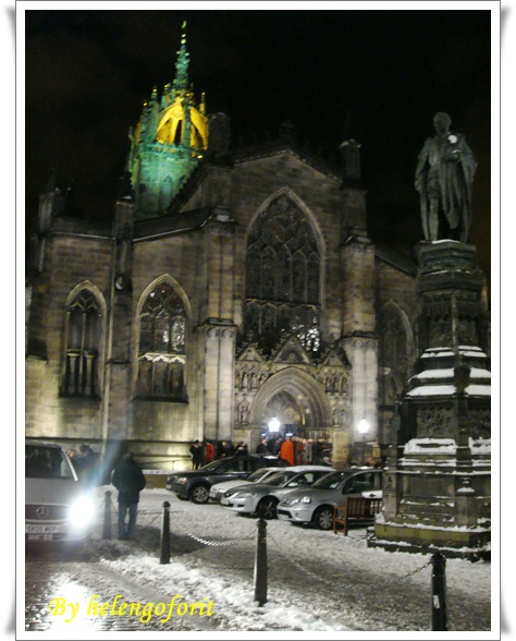 2009 St Giles' christmas watchnight service.jpg