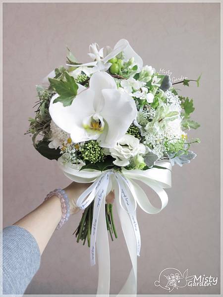 Mistygardenhk 知性優雅蝴蝶蘭花球 U Blog Mistygardenhk 知性優雅蝴蝶蘭花球 U Blog