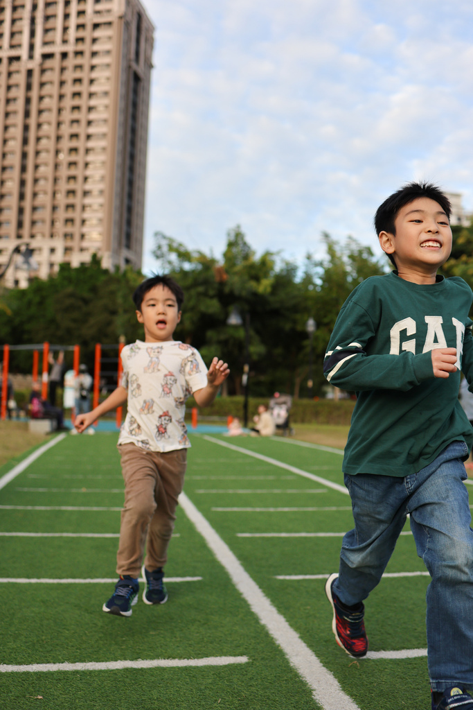 【新北餐廳】小孩玩公園，大人吃日式早午餐食堂 永和『A da