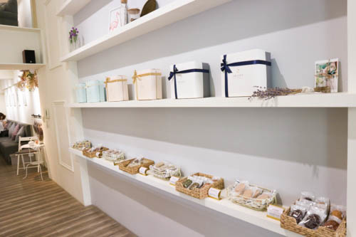 17 【高雄】法絨法式手工甜點 Velvet Patisserie||網路人氣甜點翻身實體店鋪。法式高美館必吃療癒甜點
