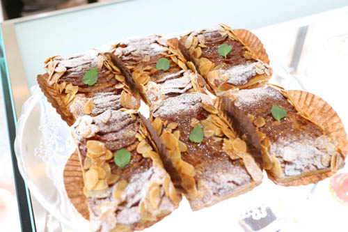 IMG_0677 【高雄】法絨法式手工甜點 Velvet Patisserie||網路人氣甜點翻身實體店鋪。法式高美館必吃療癒甜點