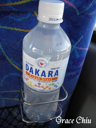 到日本每天都要花錢買飲料，因為太渴了啦