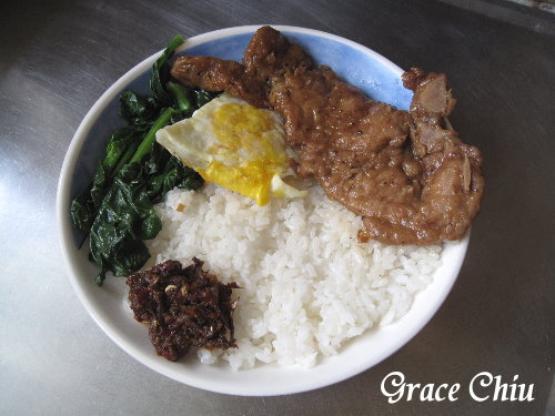 大賣場賣的加熱即食排骨還不錯