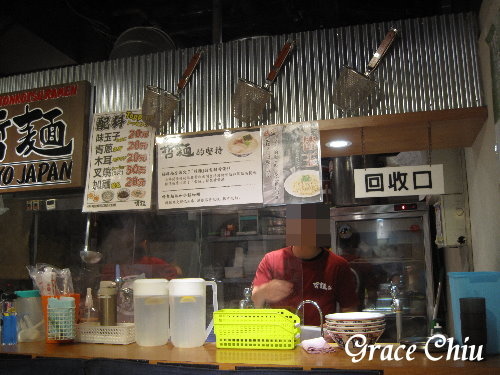 來自東京的哲麵（豚骨拉麵．哲辛ラーメン．油拌麵．蔬菜拉麵）