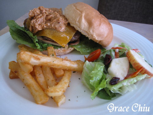 上菜囉 Viva la fete法式餐廳(捷運忠孝新生站) 上菜囉 Viva la fete法式餐廳(捷運忠孝新生站)