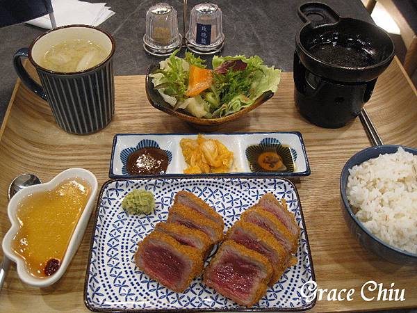 乍牛 炸牛排專賣店 王品集團 台北炸牛排 台北定食 乍牛 炸牛排專賣店 王品集團 台北炸牛排 台北定食