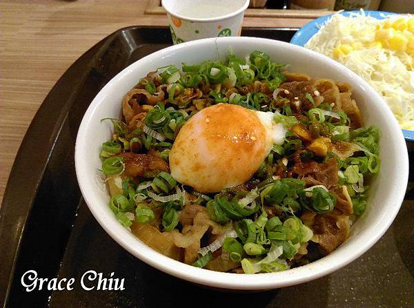 松屋 蔥香半熟蛋牛肉飯 日本連鎖丼飯 牛丼 燒肉飯