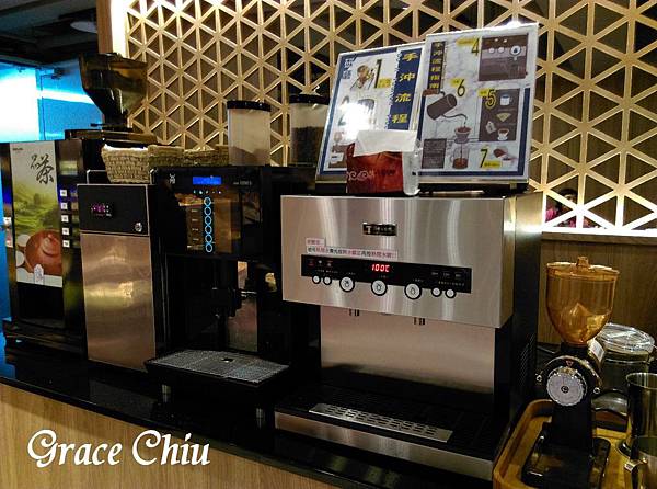 新千葉火鍋 西門町火鍋吃到飽 台北火鍋吃到飽 西門尊爵館