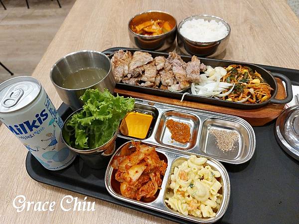 招牌八色烤肉 滋滋火烤盤套餐 台北101美食街 八色烤肉mini 팔색삼겹살 一人份烤肉