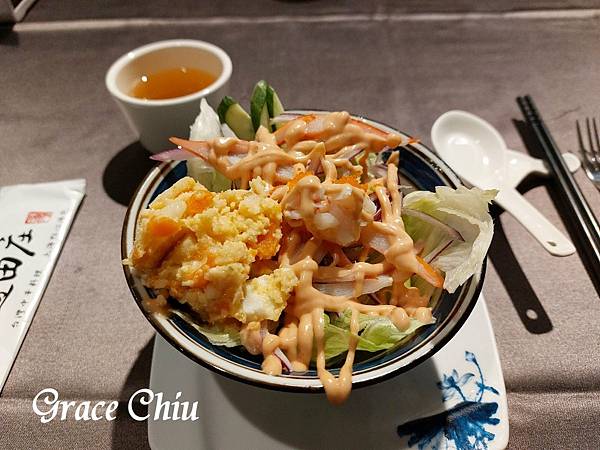 邊田庄商業午餐  台北中式宴客 捷運行天宮站 明太子鮮蝦生菜沙拉