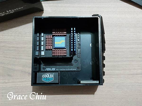 友人多年前給的CM Storm Enforcer 小模型