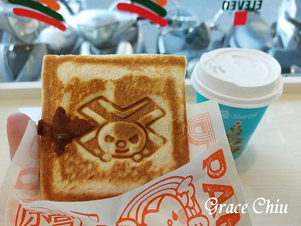 7-11鮮食 超商鮮食 熱壓土司 紐約客辣味熱狗