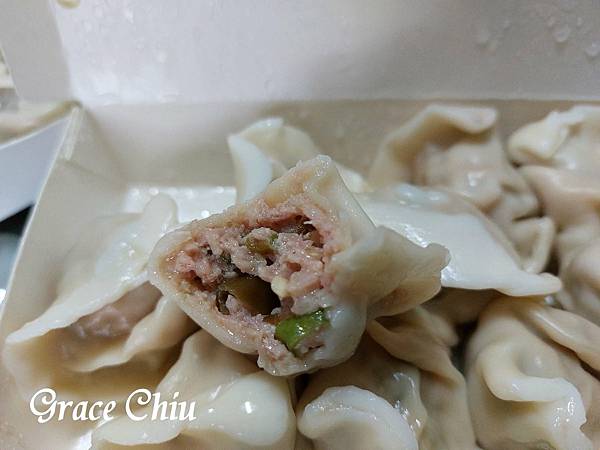 紅姊水餃 雙連水餃 特殊口味水餃 剝皮辣椒水餃 香菜皮蛋水餃