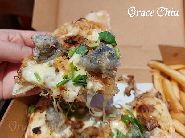 必勝客 香菜大腸蚵仔麵線比薩 香菜大腸蚵仔麵線披薩 6吋個人披薩 獨享披薩 必勝客Hot燒站台北信陽店